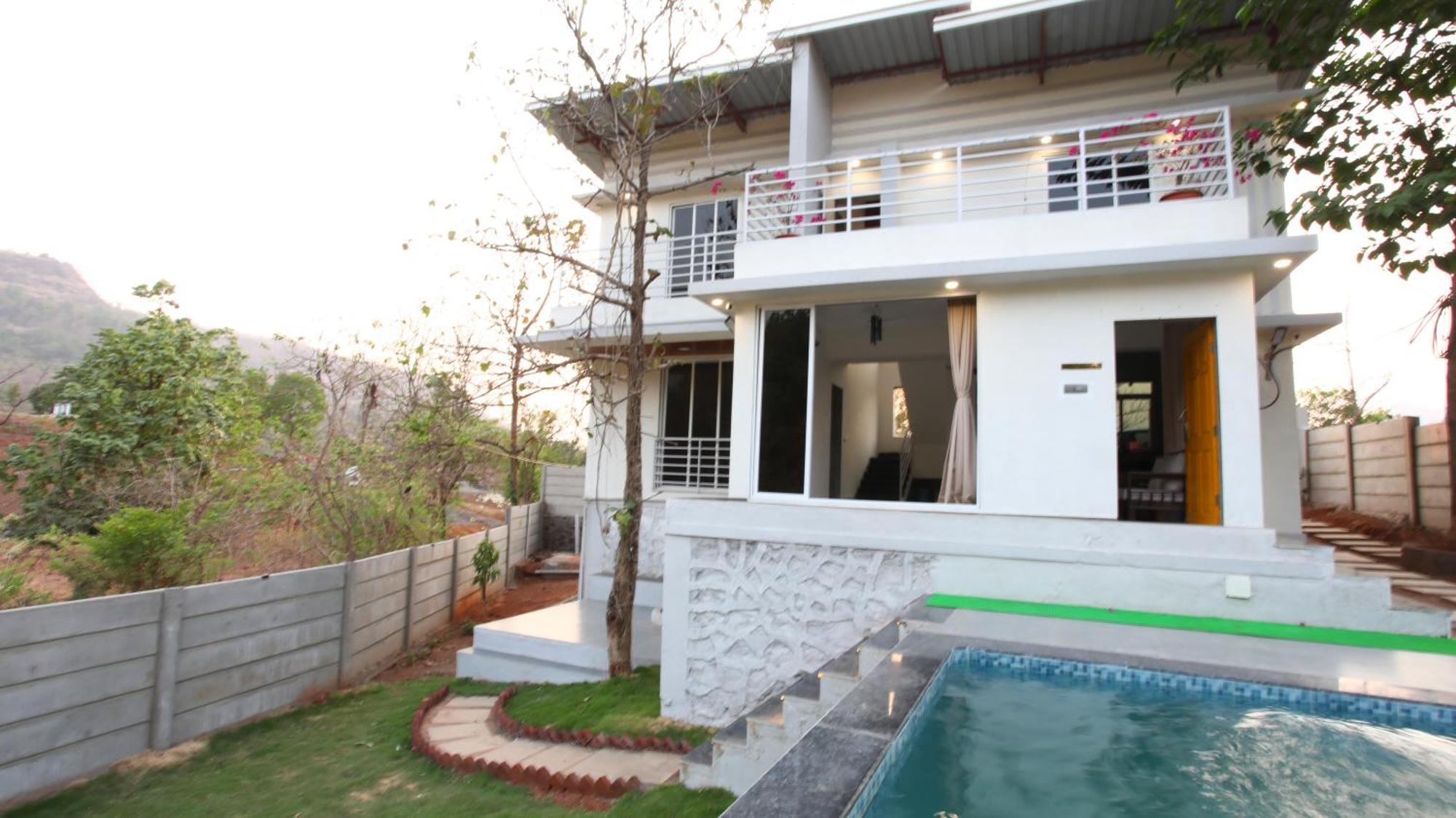 Aum Pet Friendly * Karjat